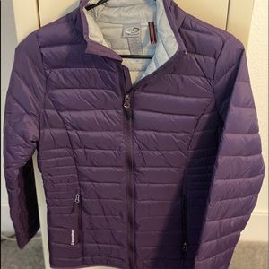 Light Weight Champion Puffer Jacket Size Small